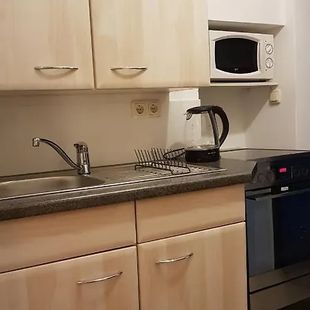 Kleine Gemuetliche Mansardenwohnung Im Suedosten Muenchens Assling Exterior photo